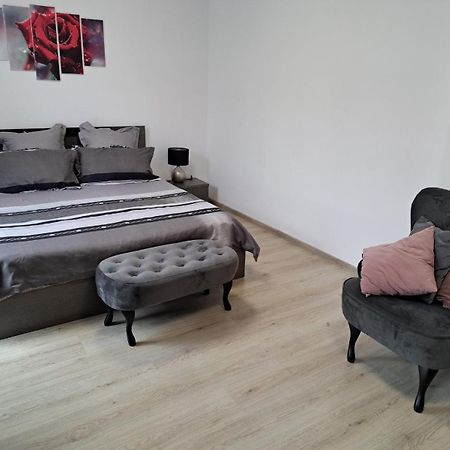 Апаратамент Deluxe1 Apartment Saints Constantine and Helena Luaran gambar